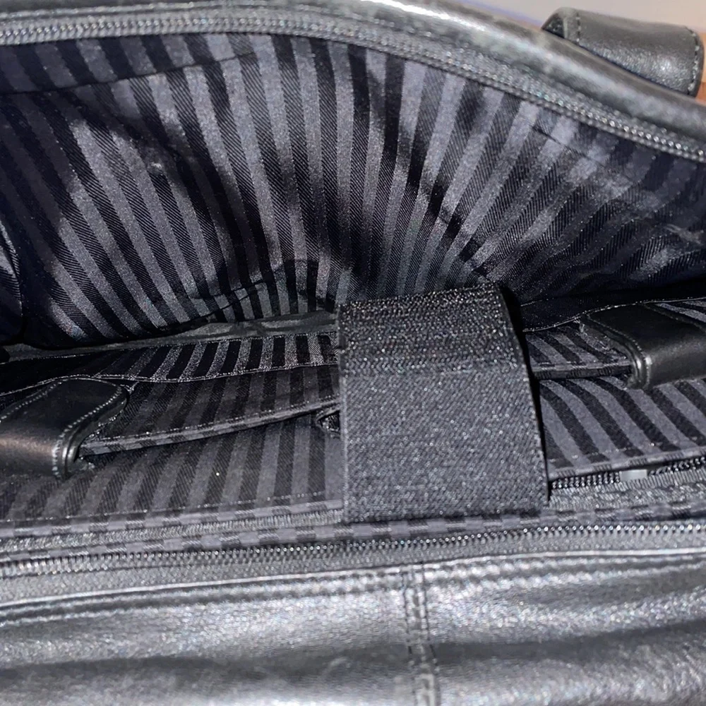 Tumi leather business/laptop bag